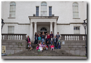 All the participants in front of Rathfarnam Castle